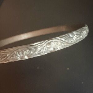Vintage 1960s/early 1970s Oxidized Etched Sterling Silver Bangle